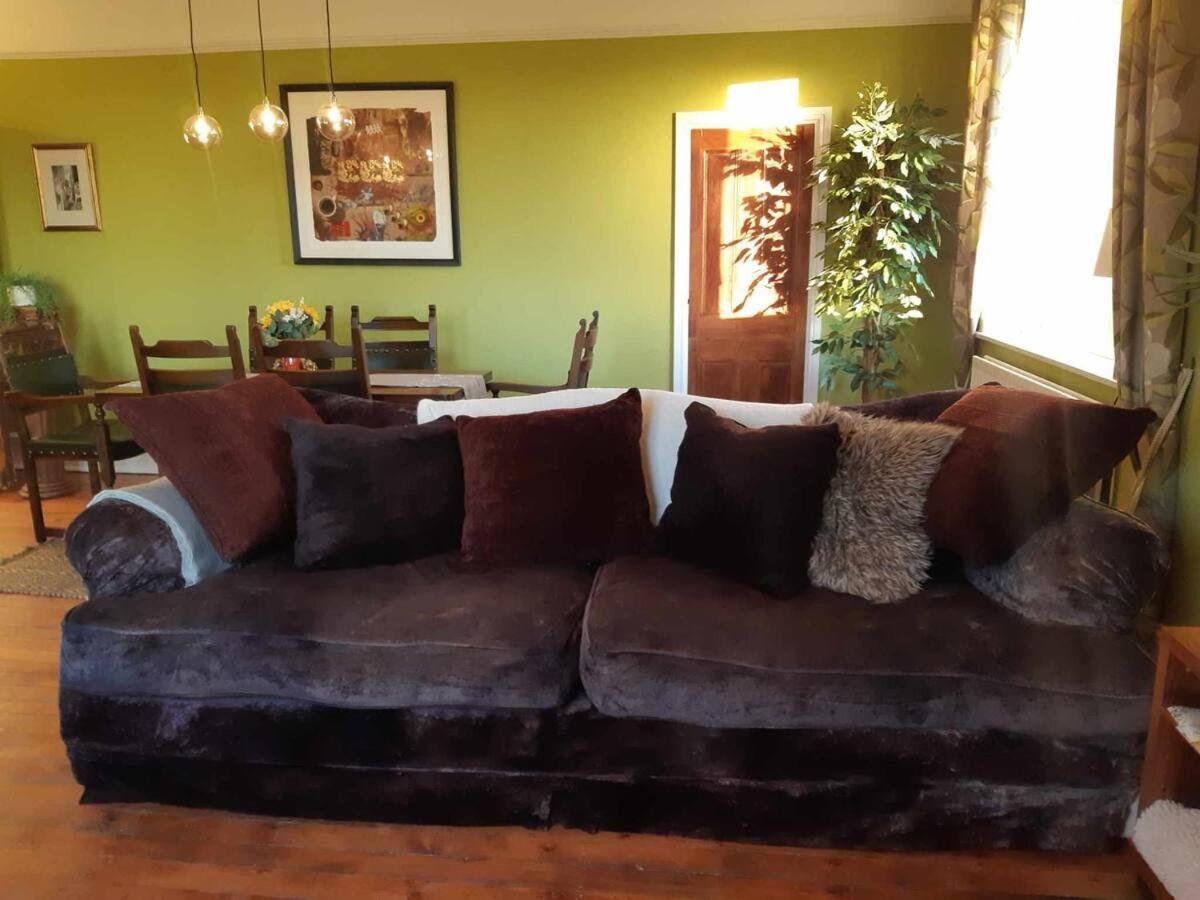 Lovely 3 Bed Condo Reigate Exterior photo